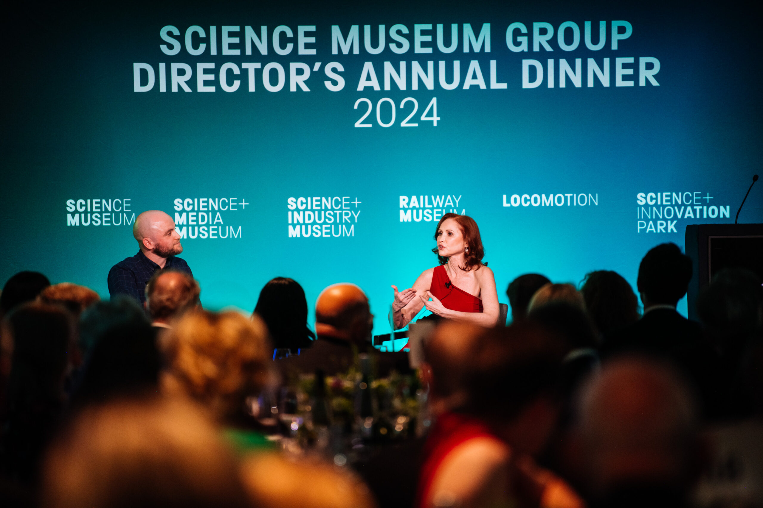 Natalia Pasternak speaks to Explainer Scott Oswald at the Science Museum Group Annual Dinner.