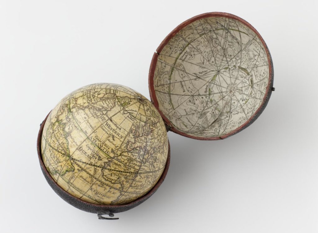 Pocket globe